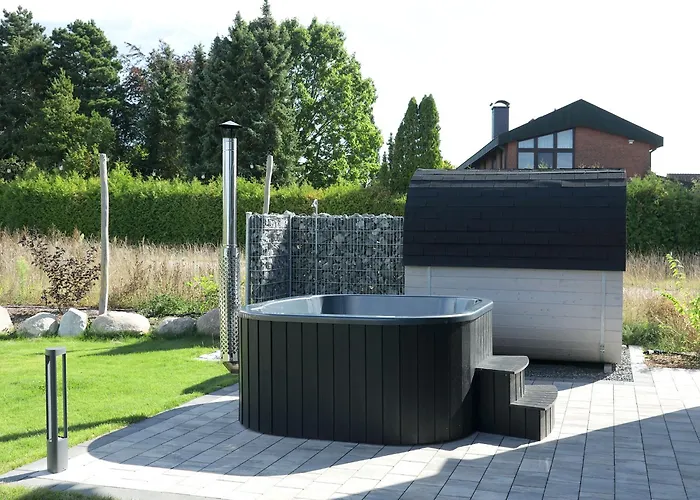Villa Heidetraum, 20 Gaeste, Sauna, Pool